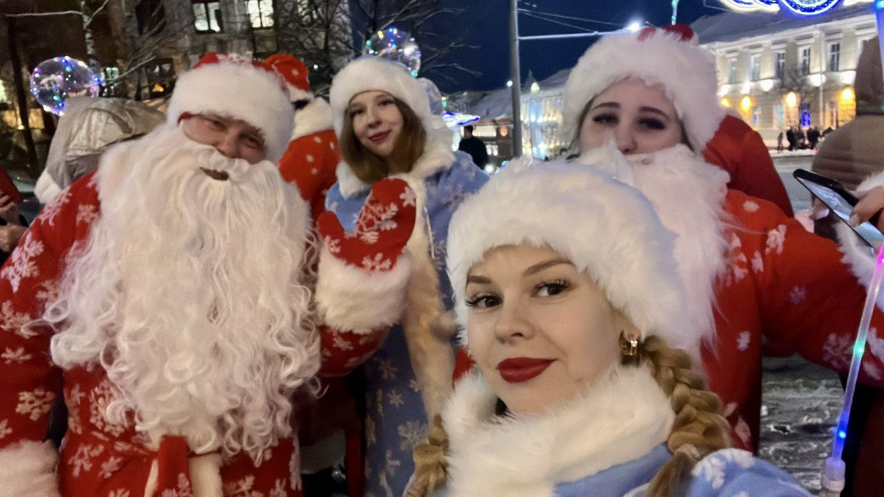 Праздник к нам приходит! 