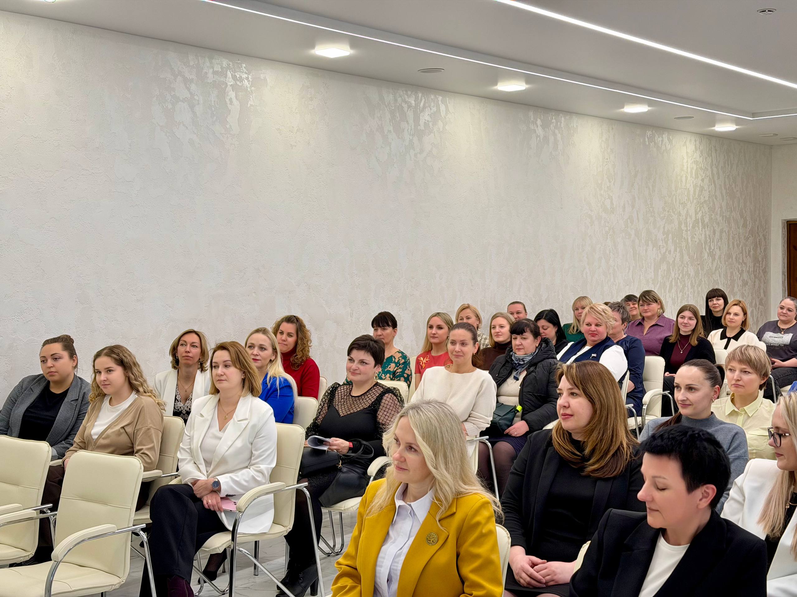 Поздравление прекрасной половины коллектива в преддверии Международного женского дня 8 Марта